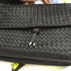 Beautiful woven leather Italian shoulder bag